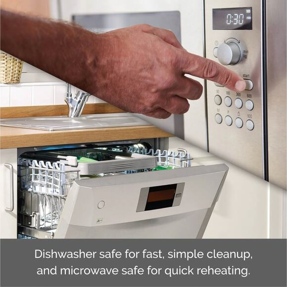 Pfaltzgraff Winterberry 16-Piece Dinnerware Set Service for 4 Christmas Holiday - Picture 7 of 8